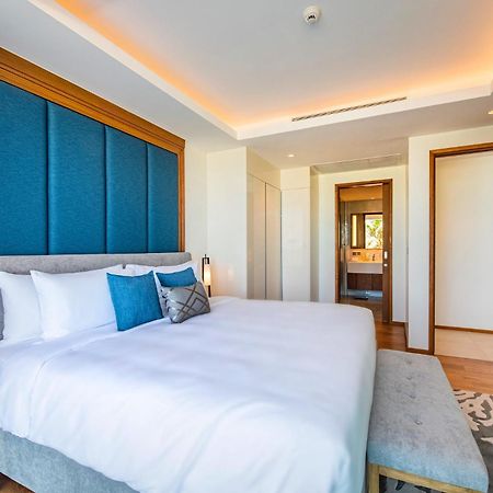 Beachfront Residences - Stunning Sea And Lake View バンタオビーチ エクステリア 写真