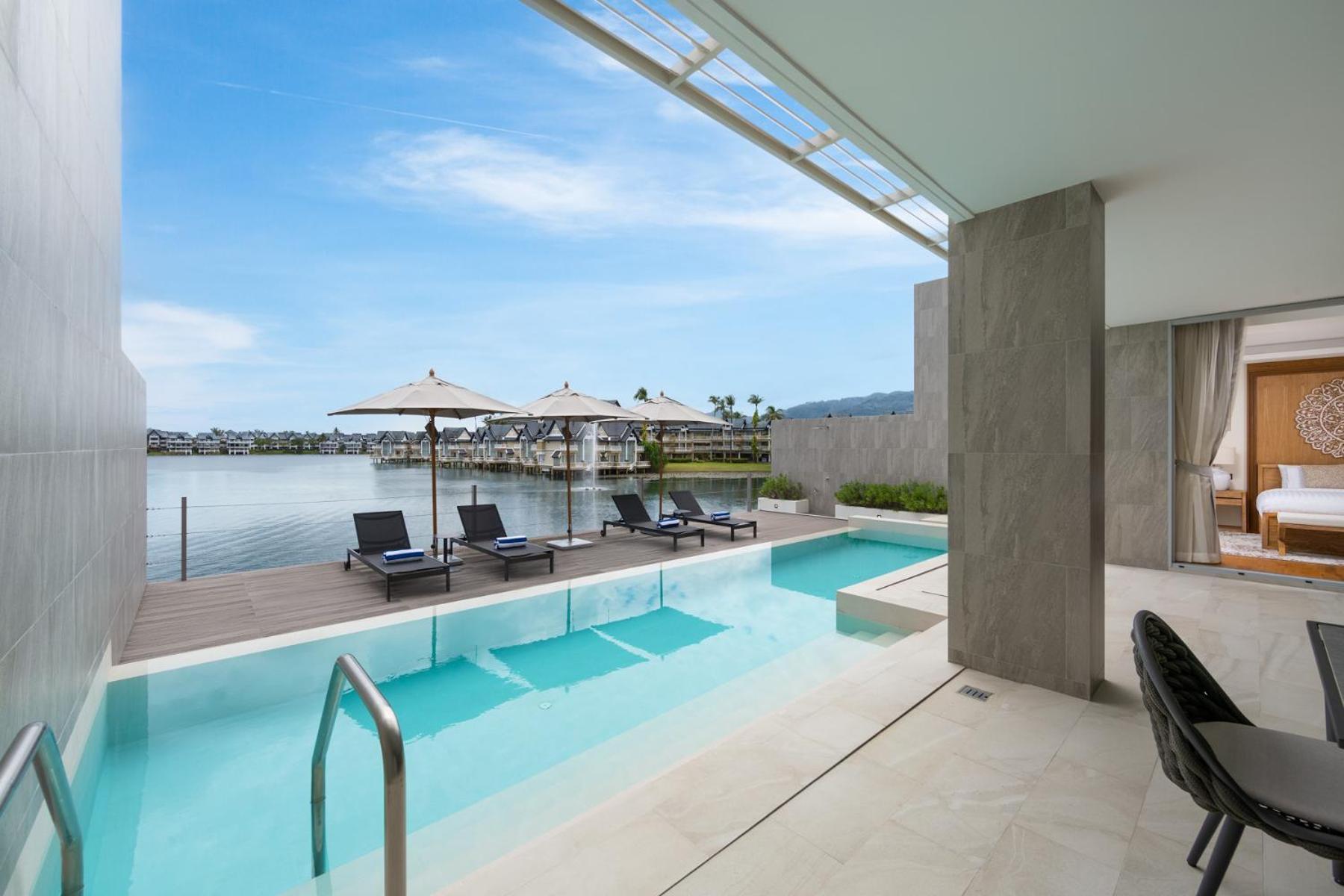 Beachfront Residences - Stunning Sea And Lake View バンタオビーチ エクステリア 写真