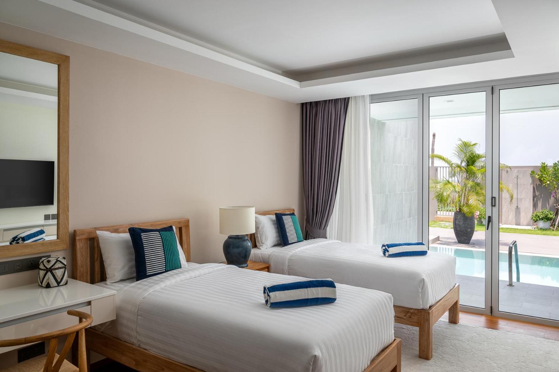 Beachfront Residences - Stunning Sea And Lake View バンタオビーチ エクステリア 写真