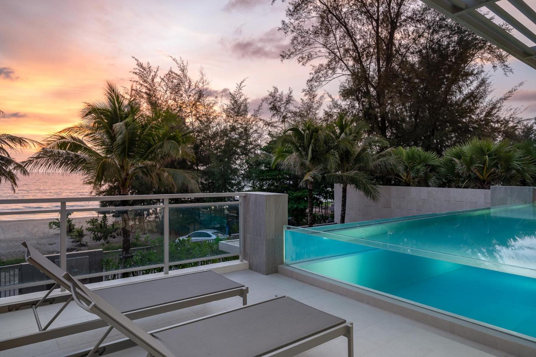 Beachfront Residences - Stunning Sea And Lake View バンタオビーチ エクステリア 写真