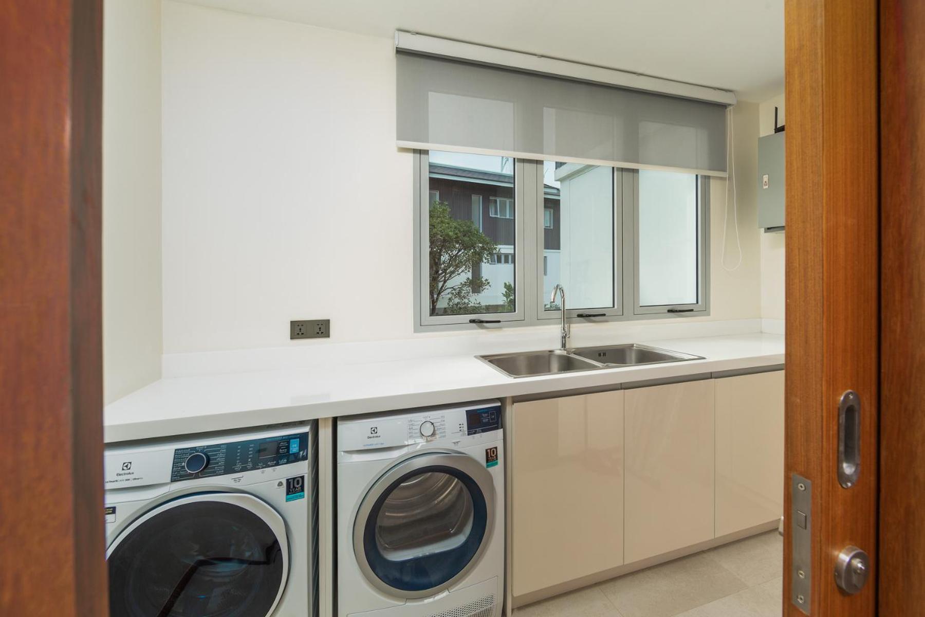 Beachfront Residences - Stunning Sea And Lake View バンタオビーチ エクステリア 写真