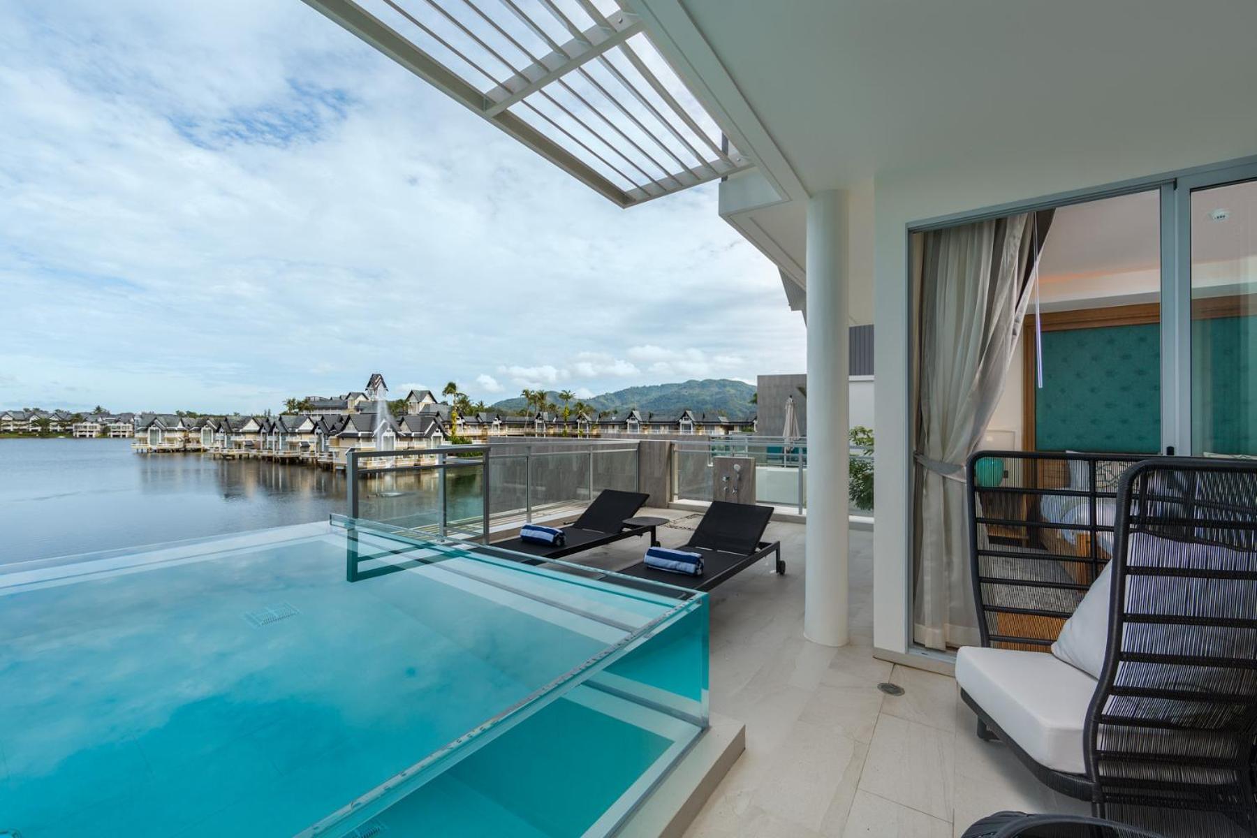 Beachfront Residences - Stunning Sea And Lake View バンタオビーチ エクステリア 写真