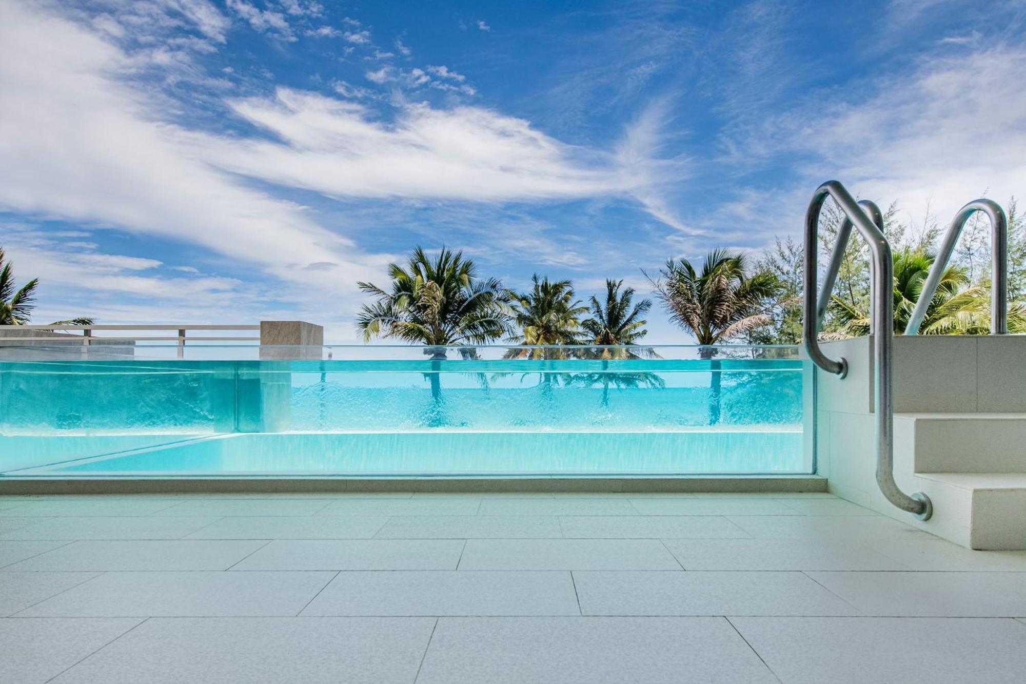 Beachfront Residences - Stunning Sea And Lake View バンタオビーチ エクステリア 写真
